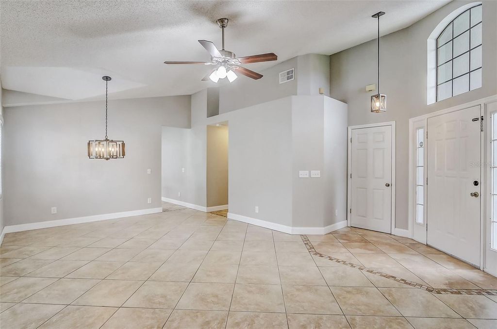 Photo of 14124 Yellow Wood Circle, Orlando, FL 32828 (MLS # O6396744)