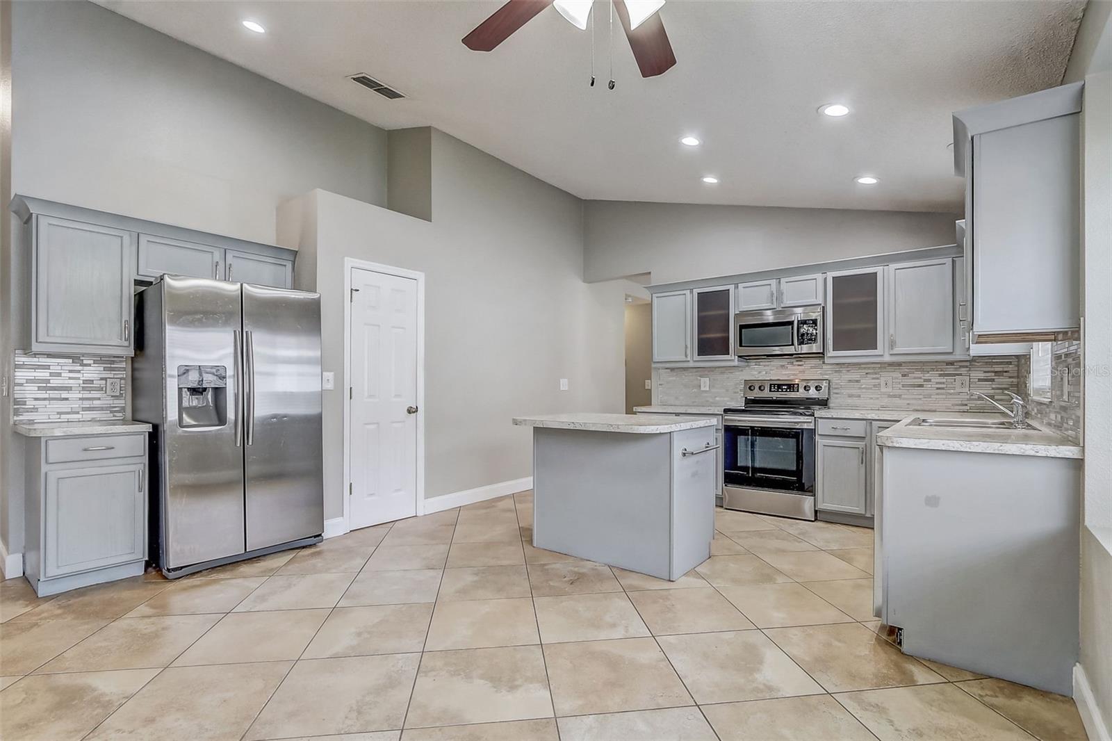 WATERFORD CHASE VILLAGE TR D - Residential