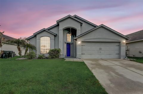 Photo of 14124 Yellow Wood Circle, Orlando, FL 32828 (MLS # O6396744)