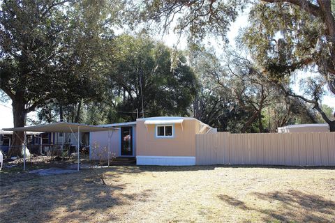Photo of 18664 SE 21st Place, Silver Springs, FL 34488 (MLS # OM718757)