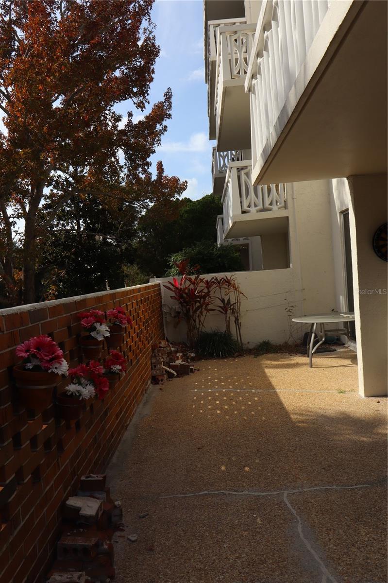 SEVILLE CONDO 11 - Residential