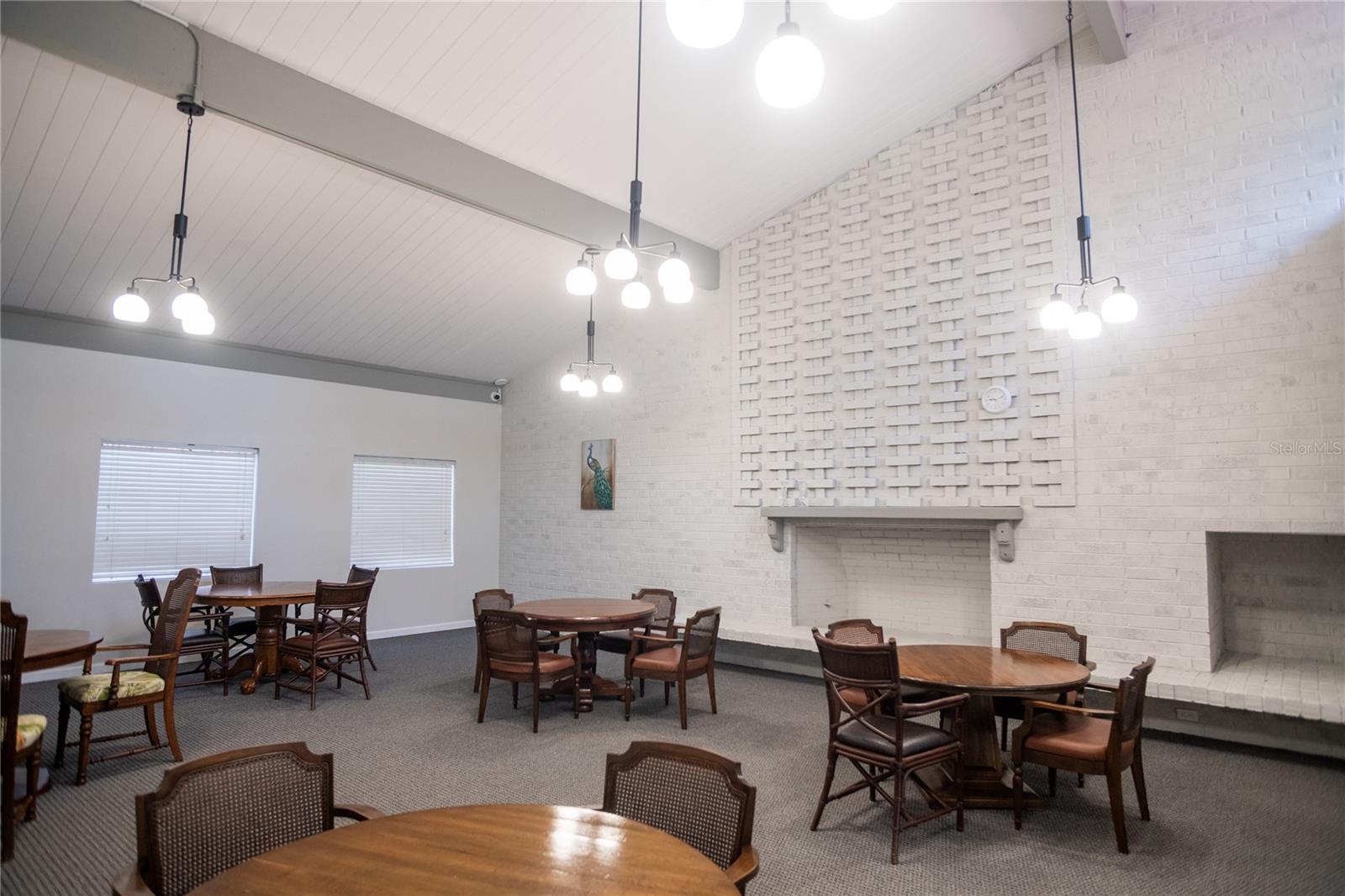 SEVILLE CONDO 11 - Residential