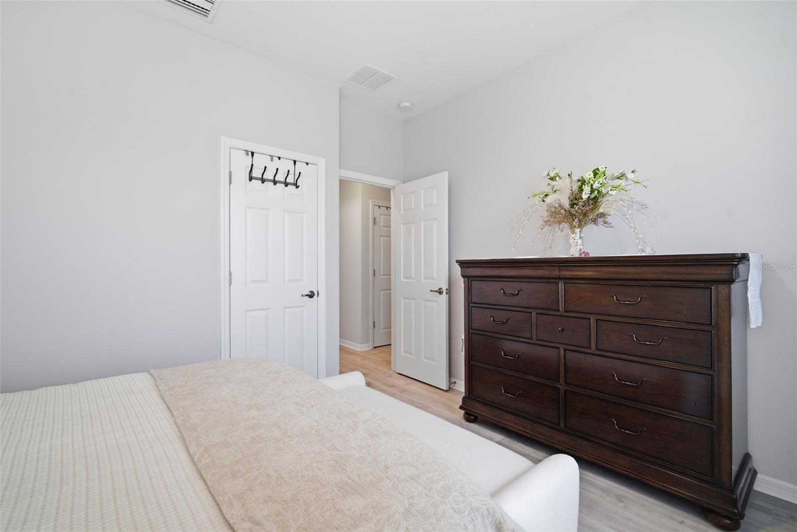 CHAPEL XINGS PCLS D & H - Residential