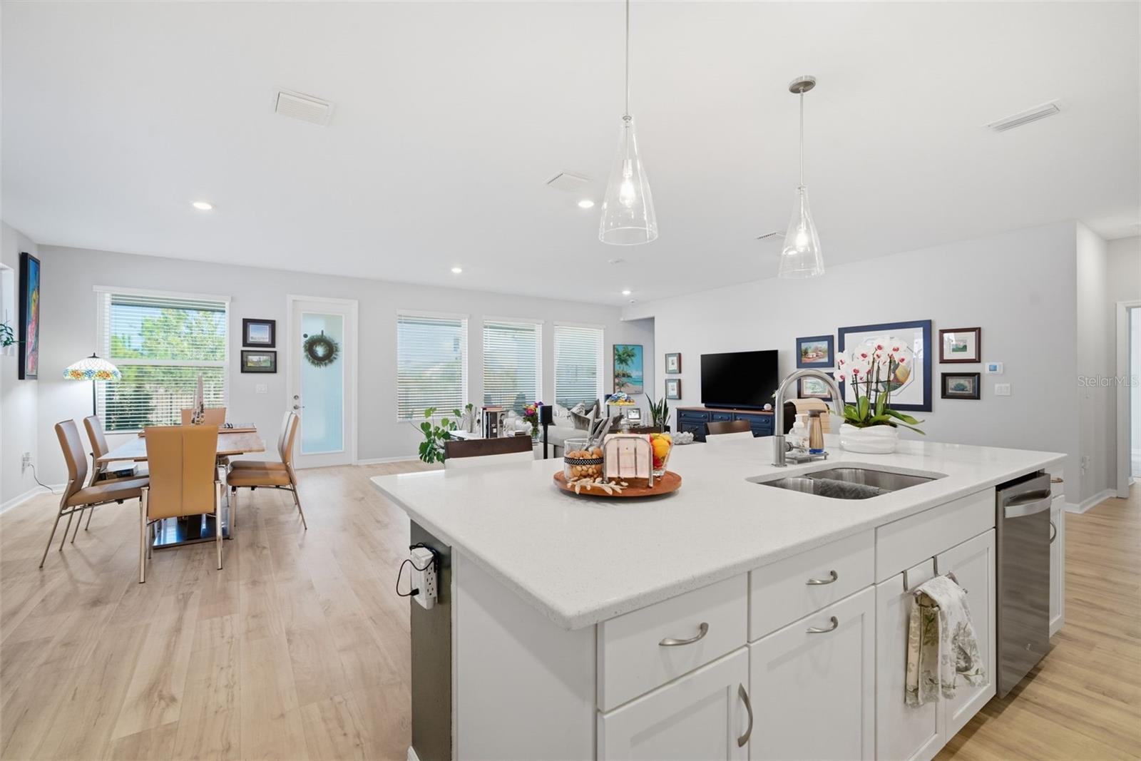 CHAPEL XINGS PCLS D & H - Residential