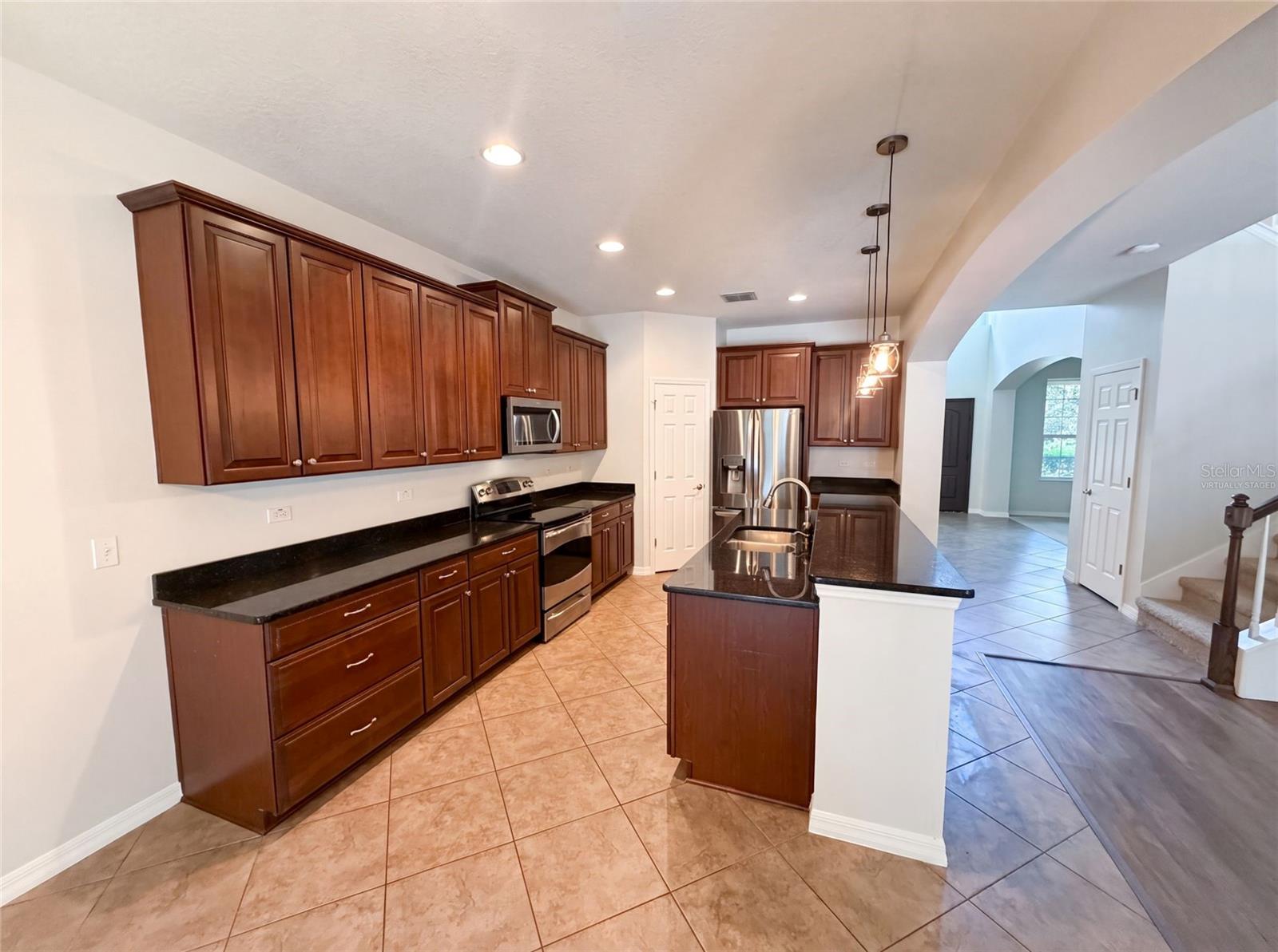 280 CHANDLER CIRCLE