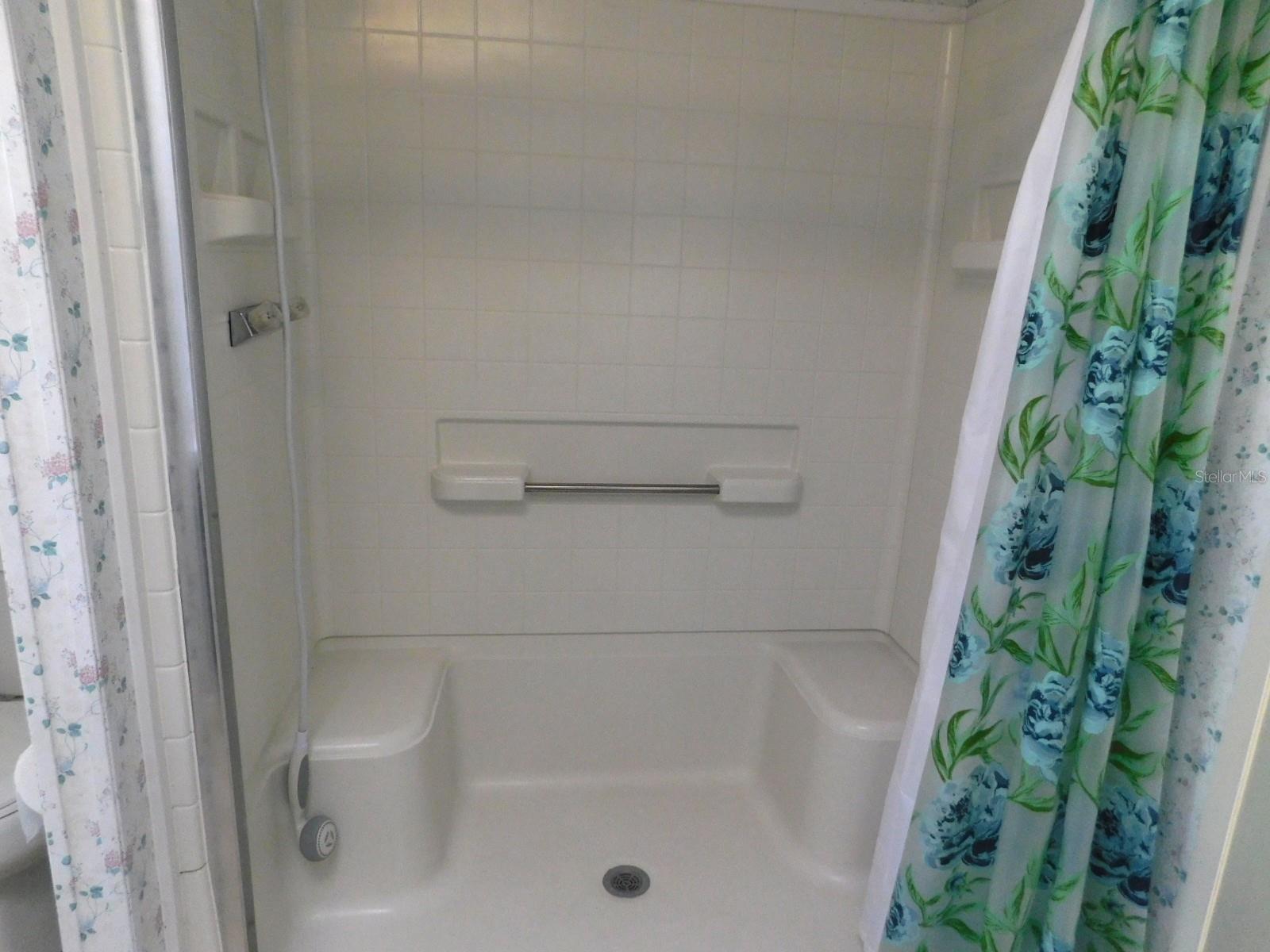 PARADISE ISLAND CO-OP INC - Residential