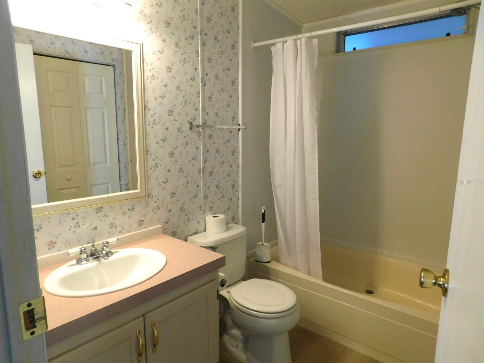 PARADISE ISLAND CO-OP INC - Residential