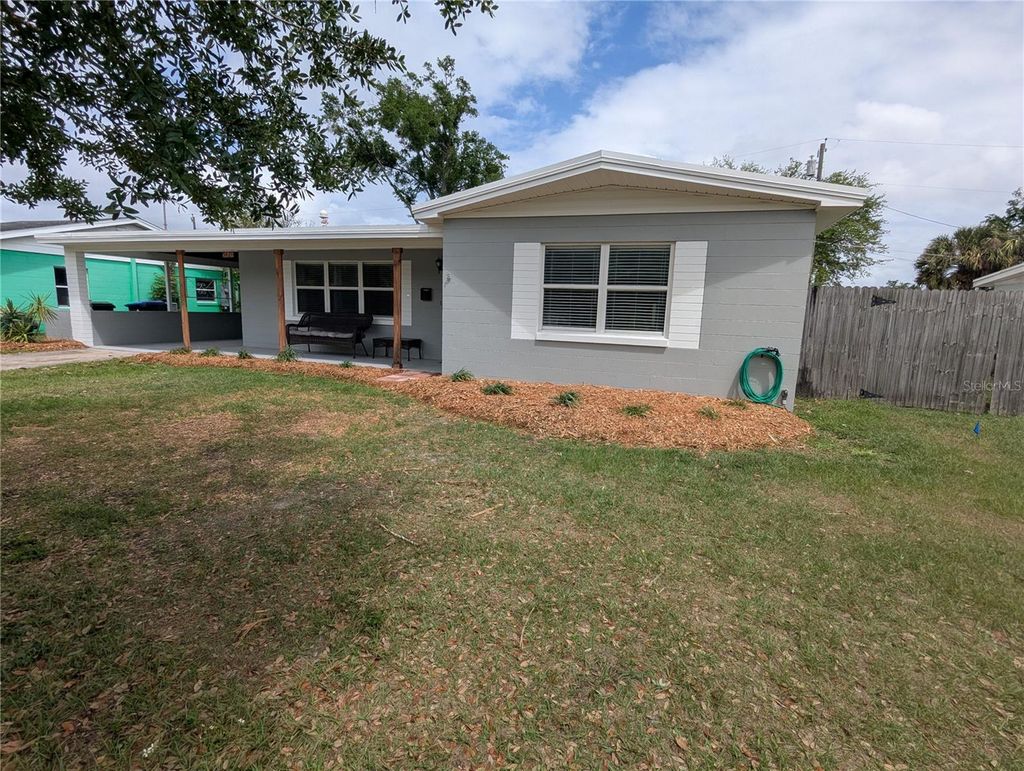 Photo of 5421 Alloway Street, Orlando, FL 32810 (MLS # O6397101)