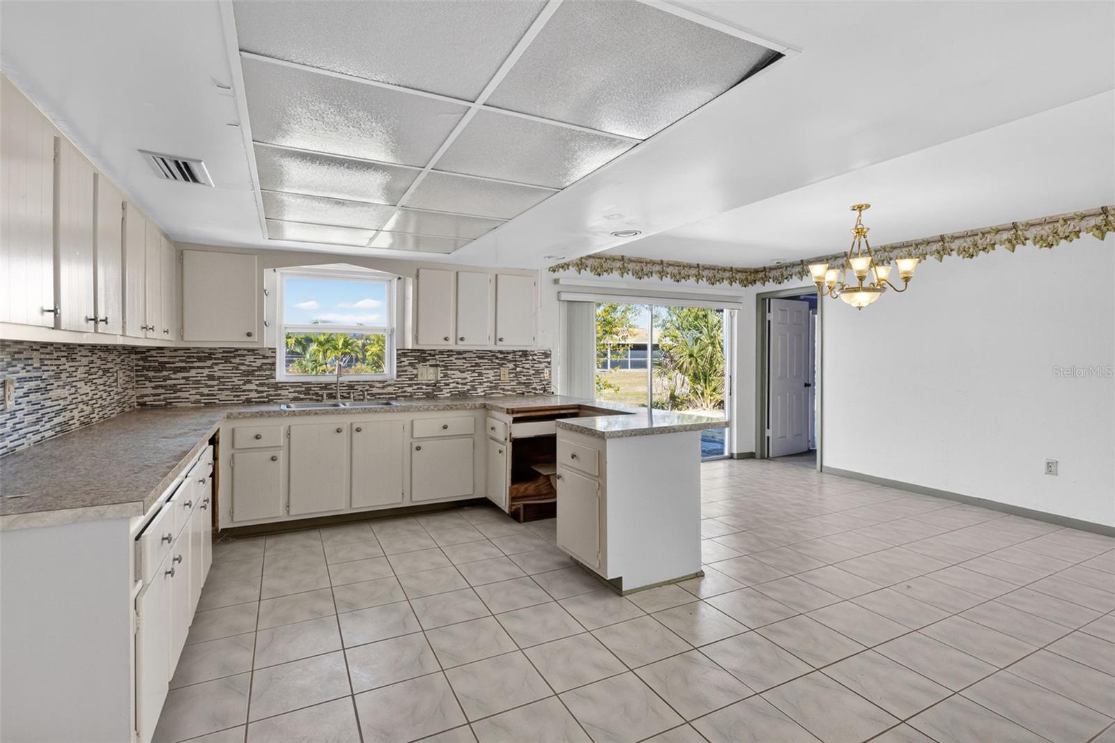 ROTONDA WEST OAKLAND HILLS - Residential