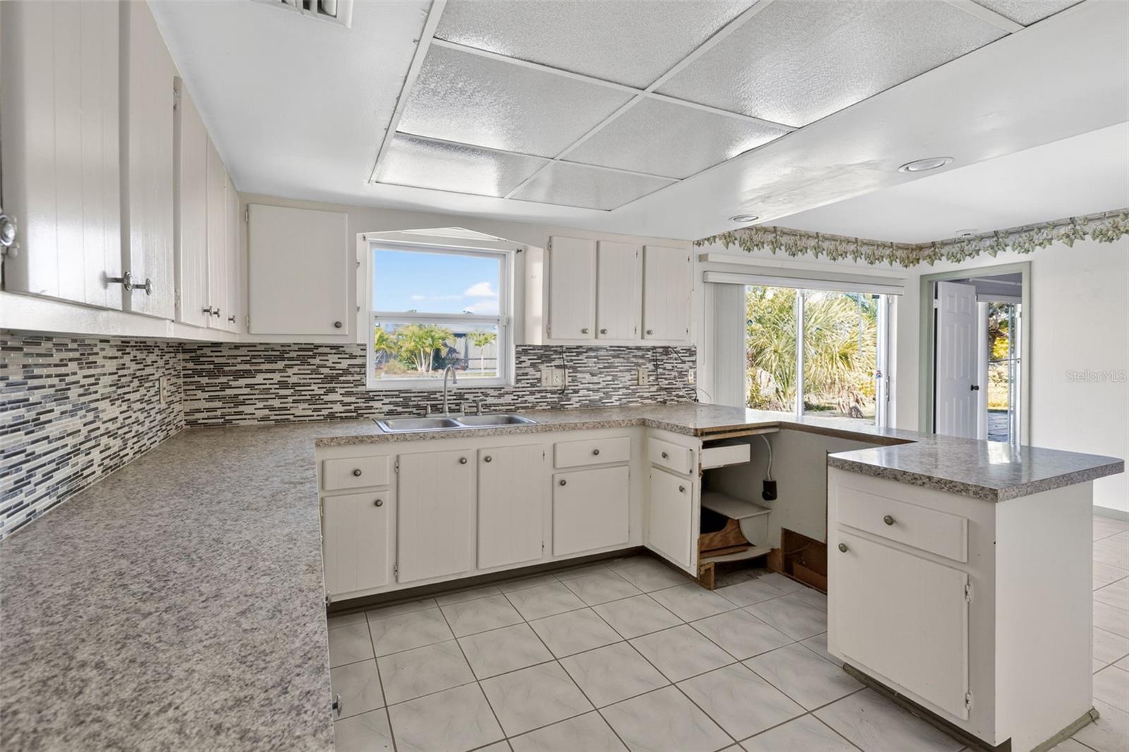 ROTONDA WEST OAKLAND HILLS - Residential