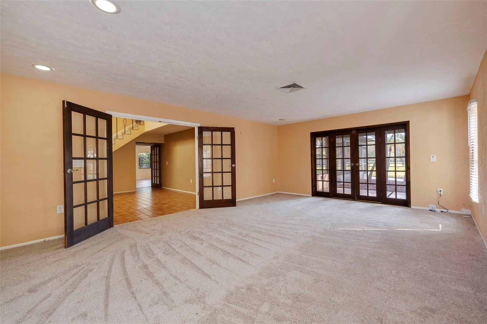 NOT IN A SUBDIVISION - Residential