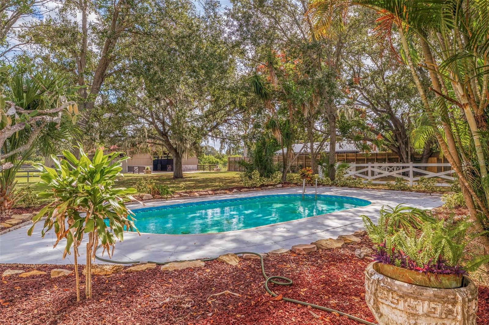 NOT IN A SUBDIVISION - Residential