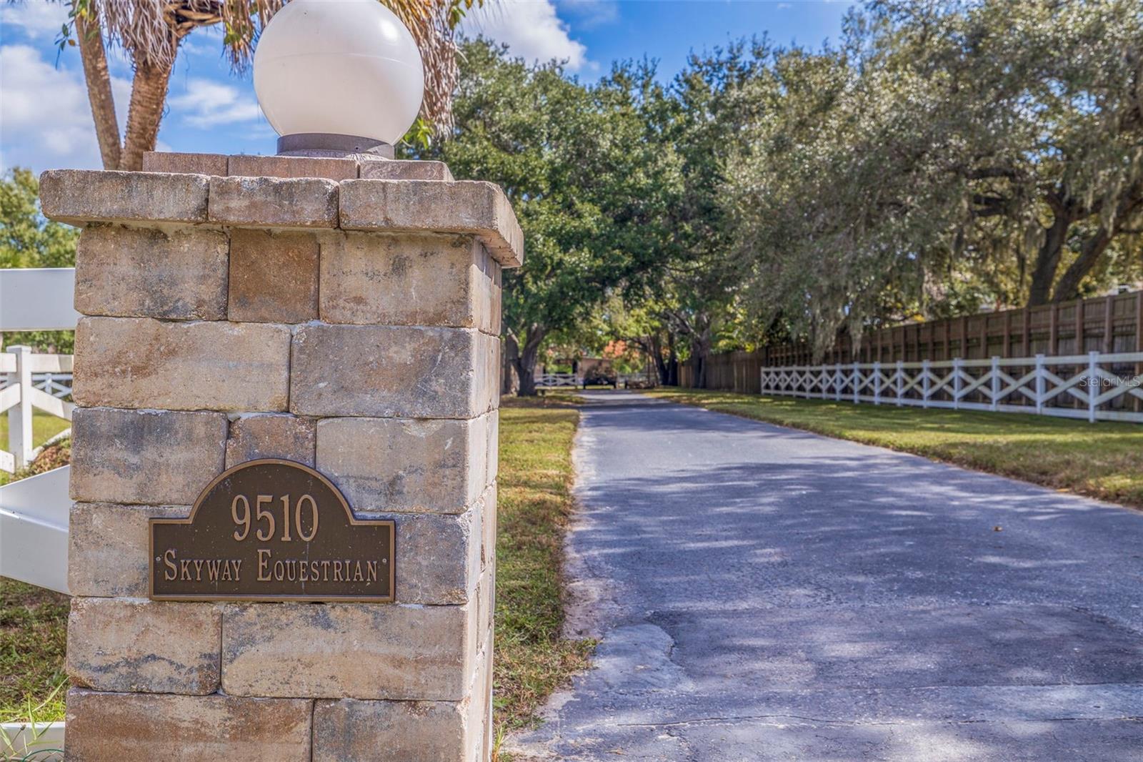 NOT IN A SUBDIVISION - Residential