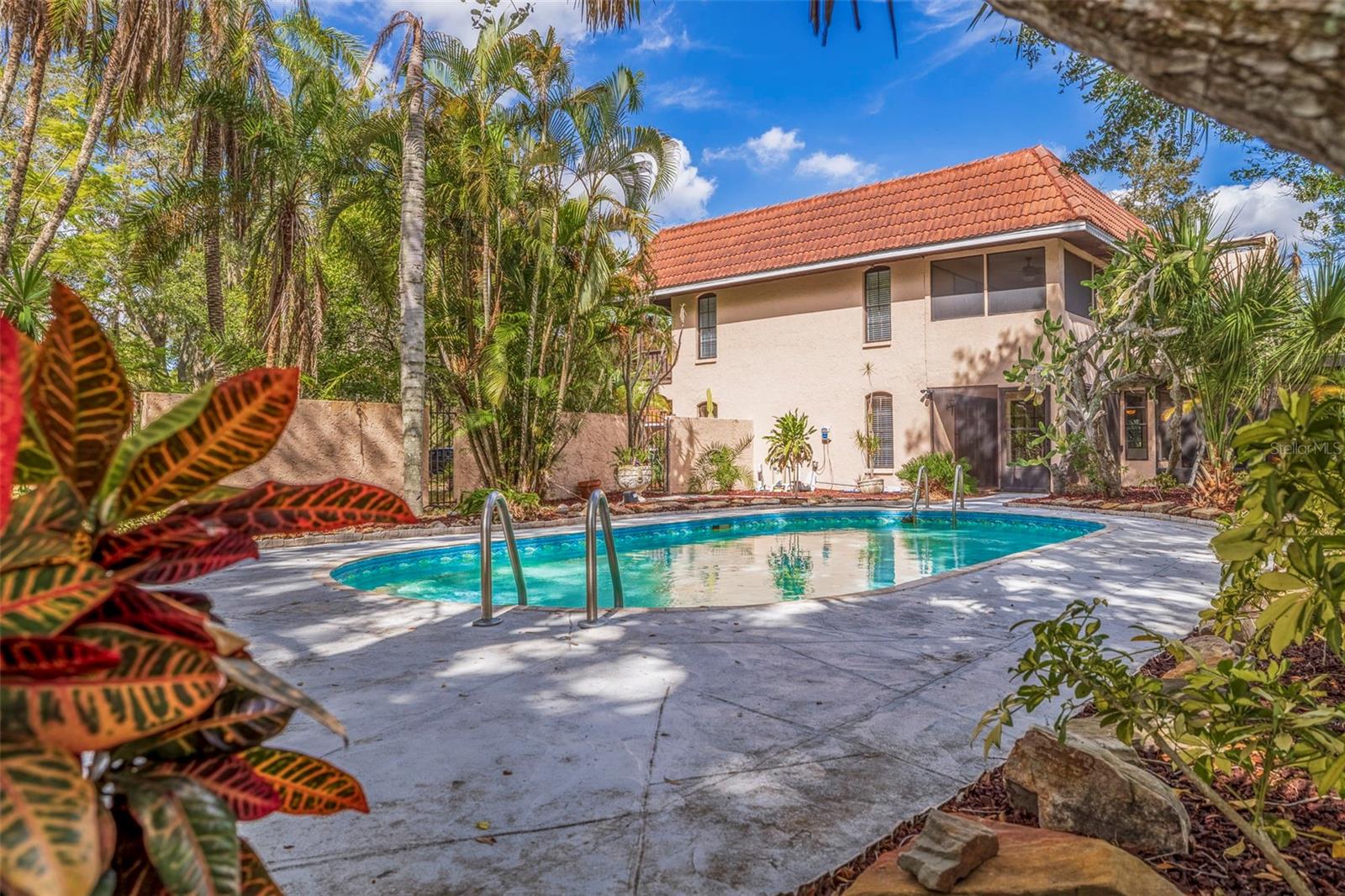 NOT IN A SUBDIVISION - Residential
