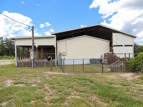 Tiny photo for 5950 NE 107th Court, Bronson, FL 32621 (MLS # OM731851)