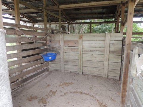Tiny photo for 5950 NE 107th Court, Bronson, FL 32621 (MLS # OM731851)