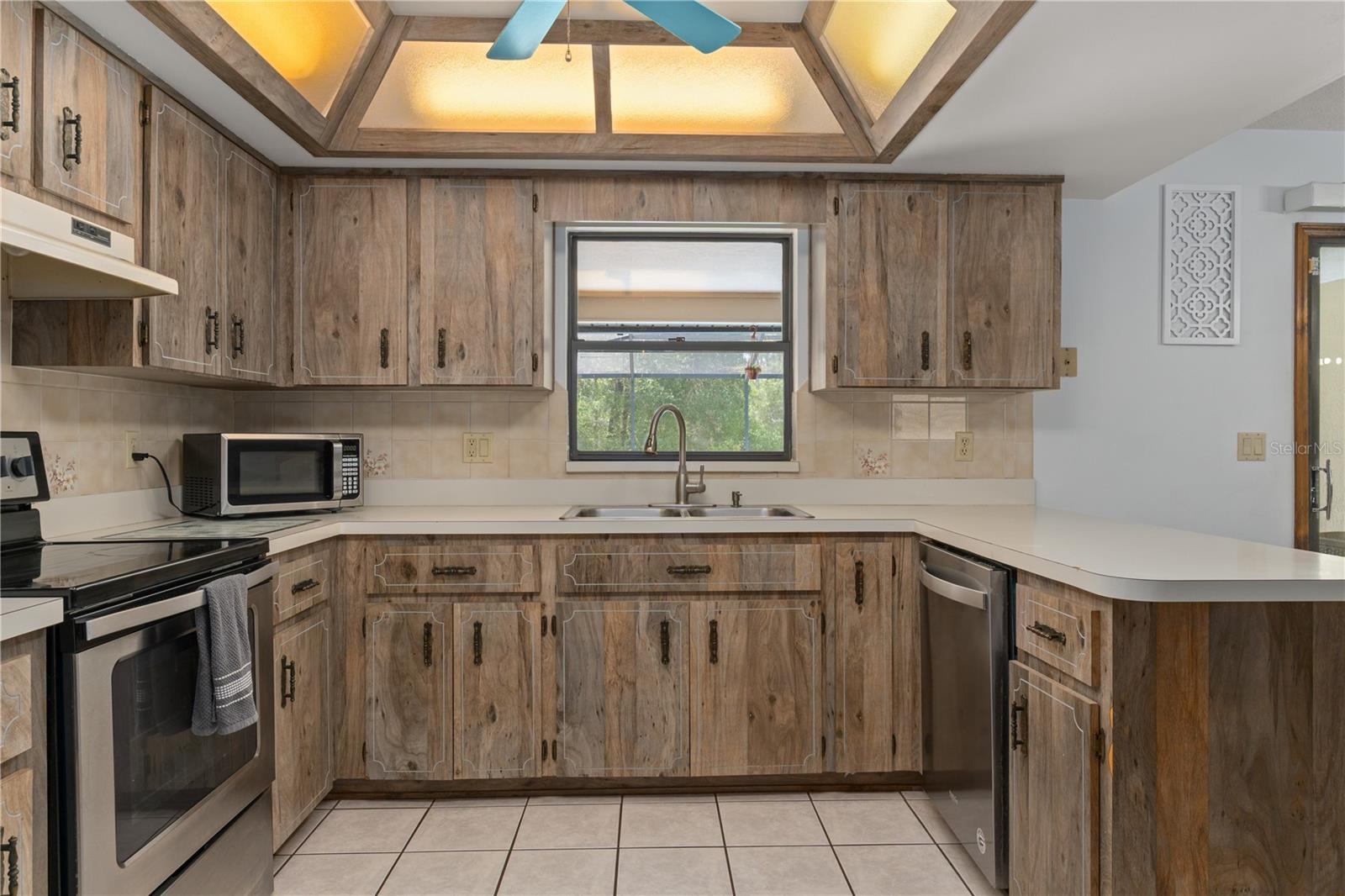 INVERNESS HIGHLANDS WEST ADD 01 - Residential