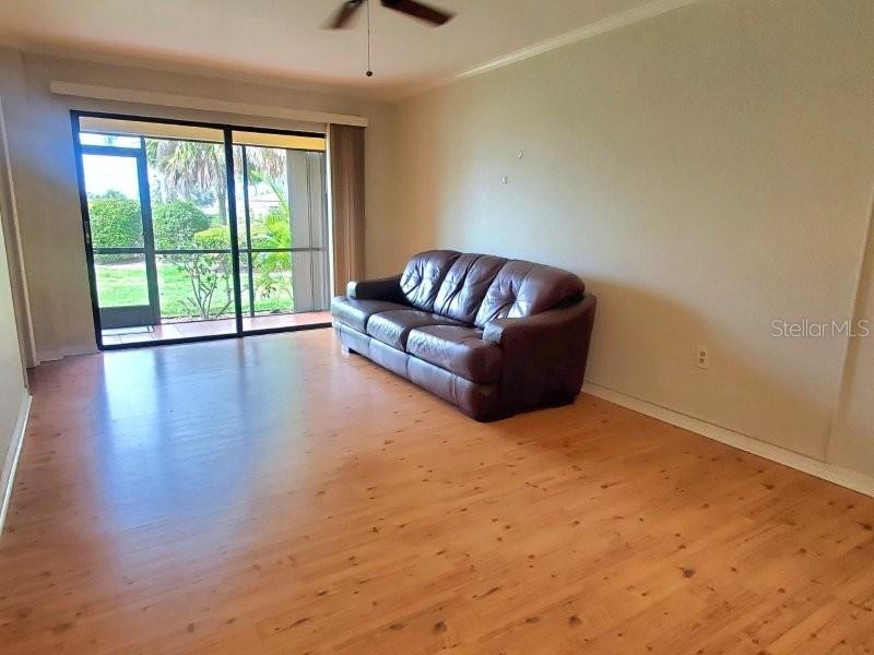 LYME TERRACE PH 04 - Residential Lease