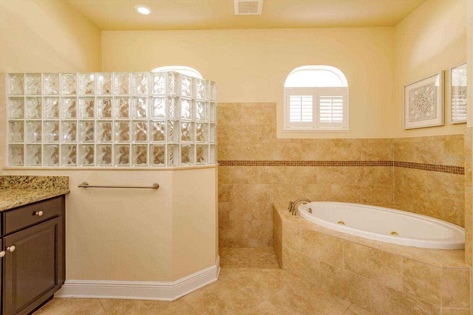 BAY HILL COVE - Residential