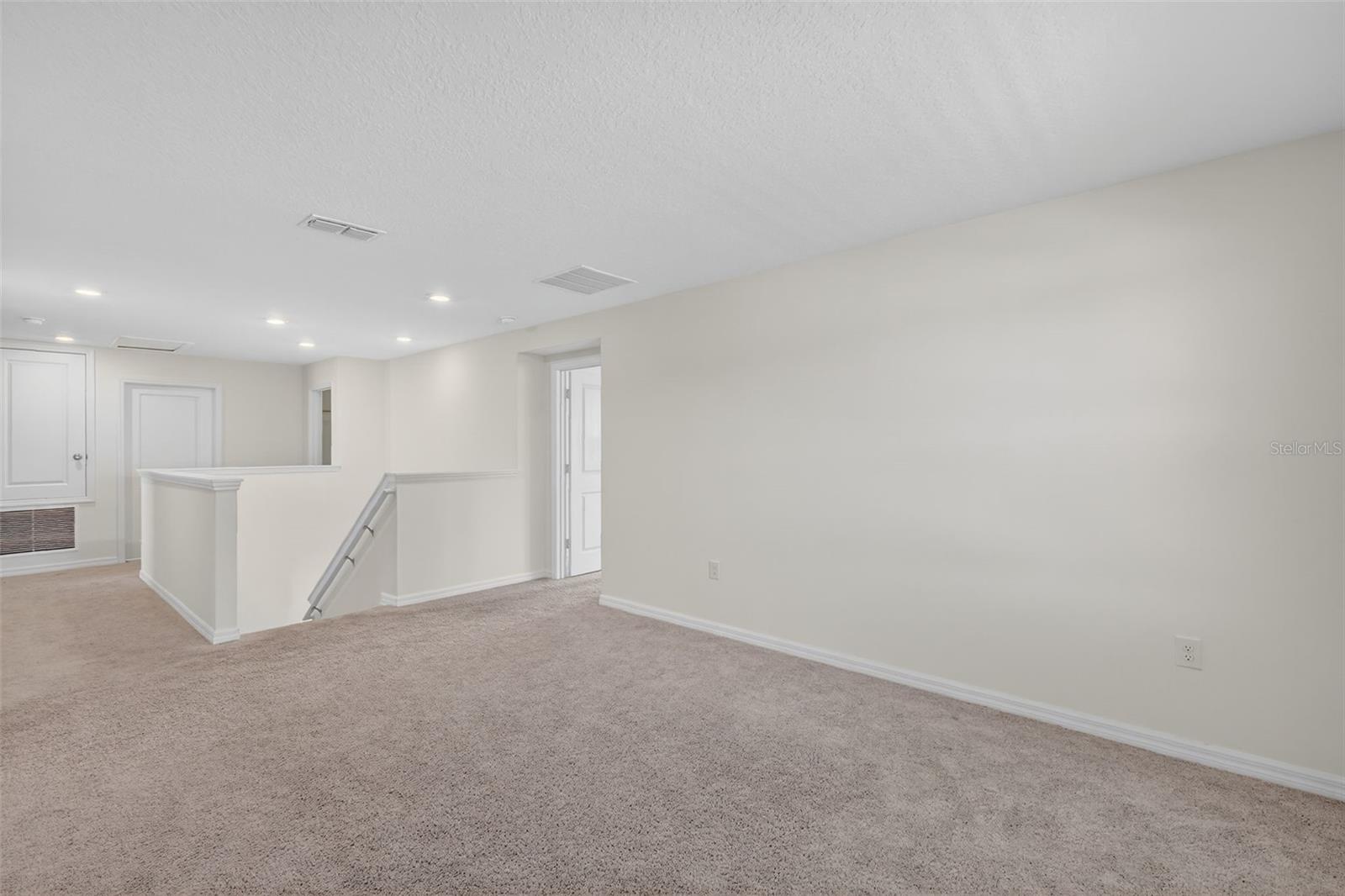 RESERVE AT LAKERIDGE - Residential