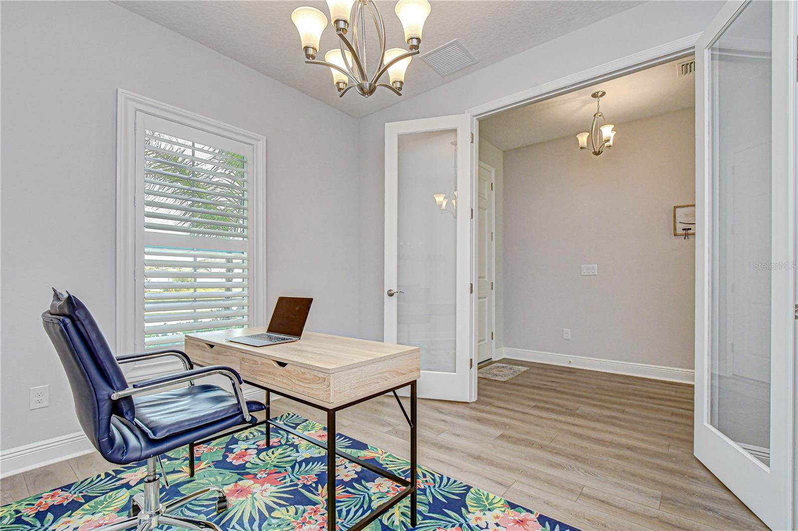 HINTON HAWKSTONE - Residential