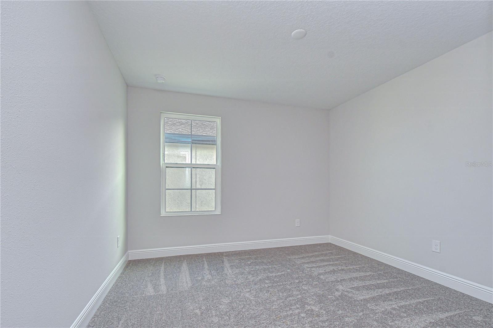 HINTON HAWKSTONE - Residential