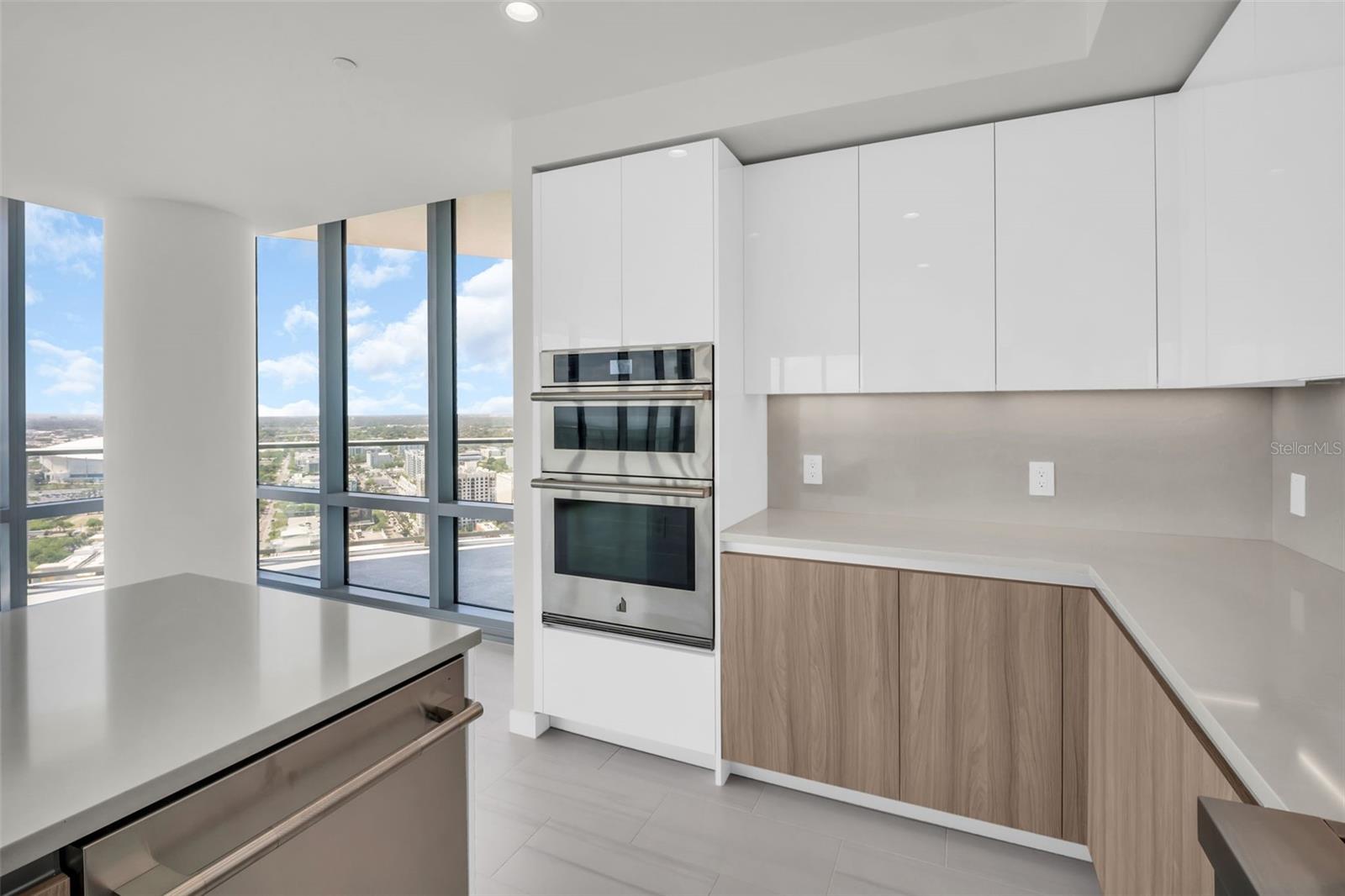 400 CENTRAL - Residential