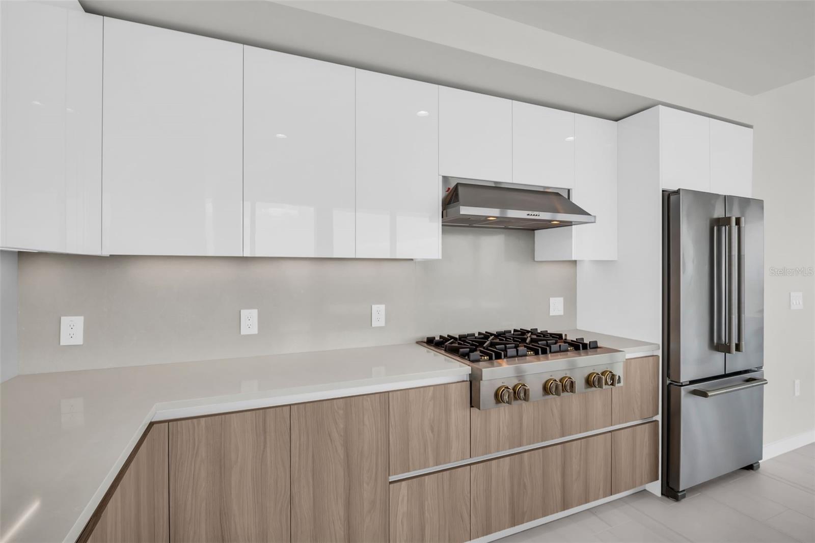 400 CENTRAL - Residential