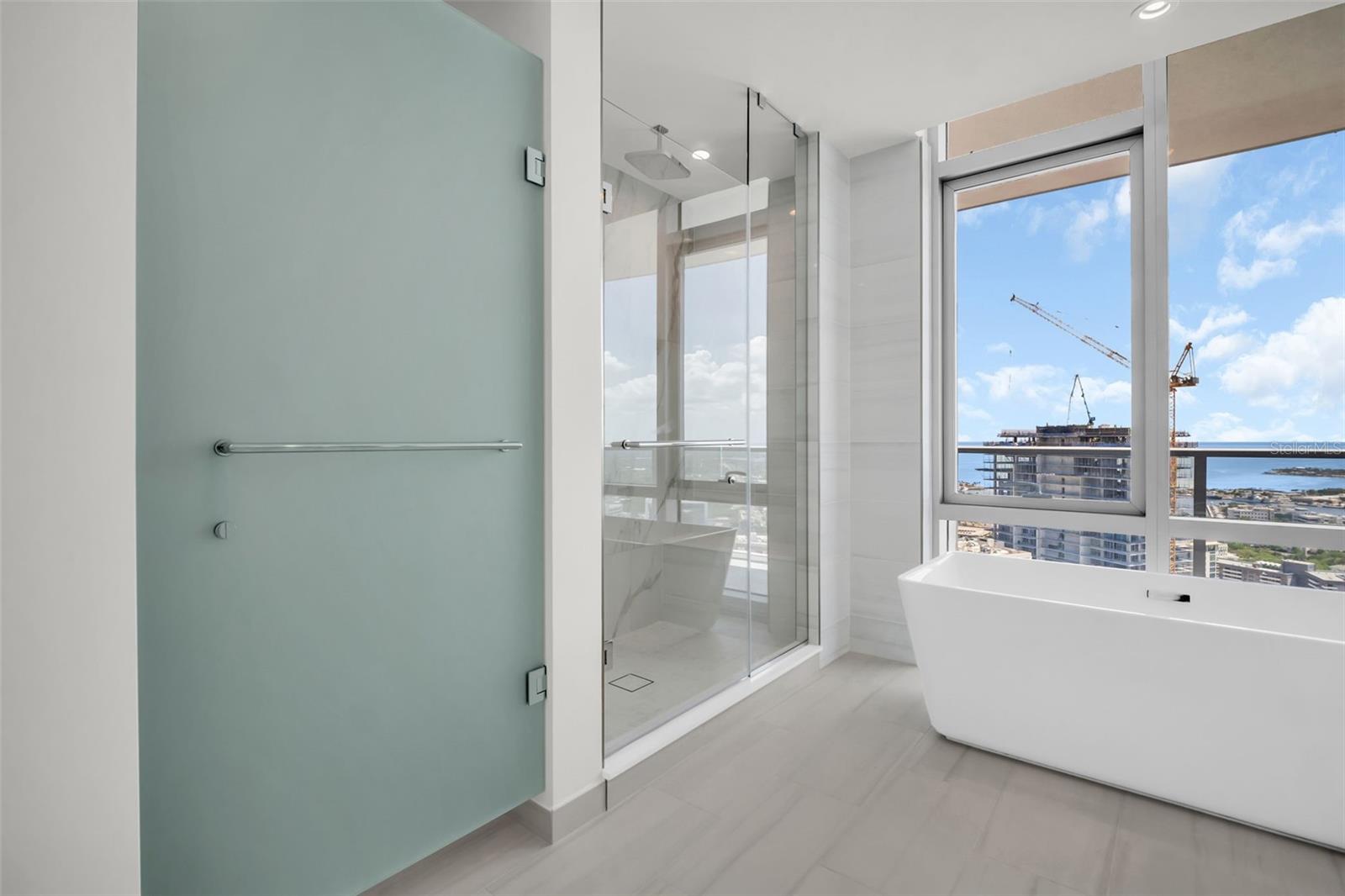 400 CENTRAL - Residential