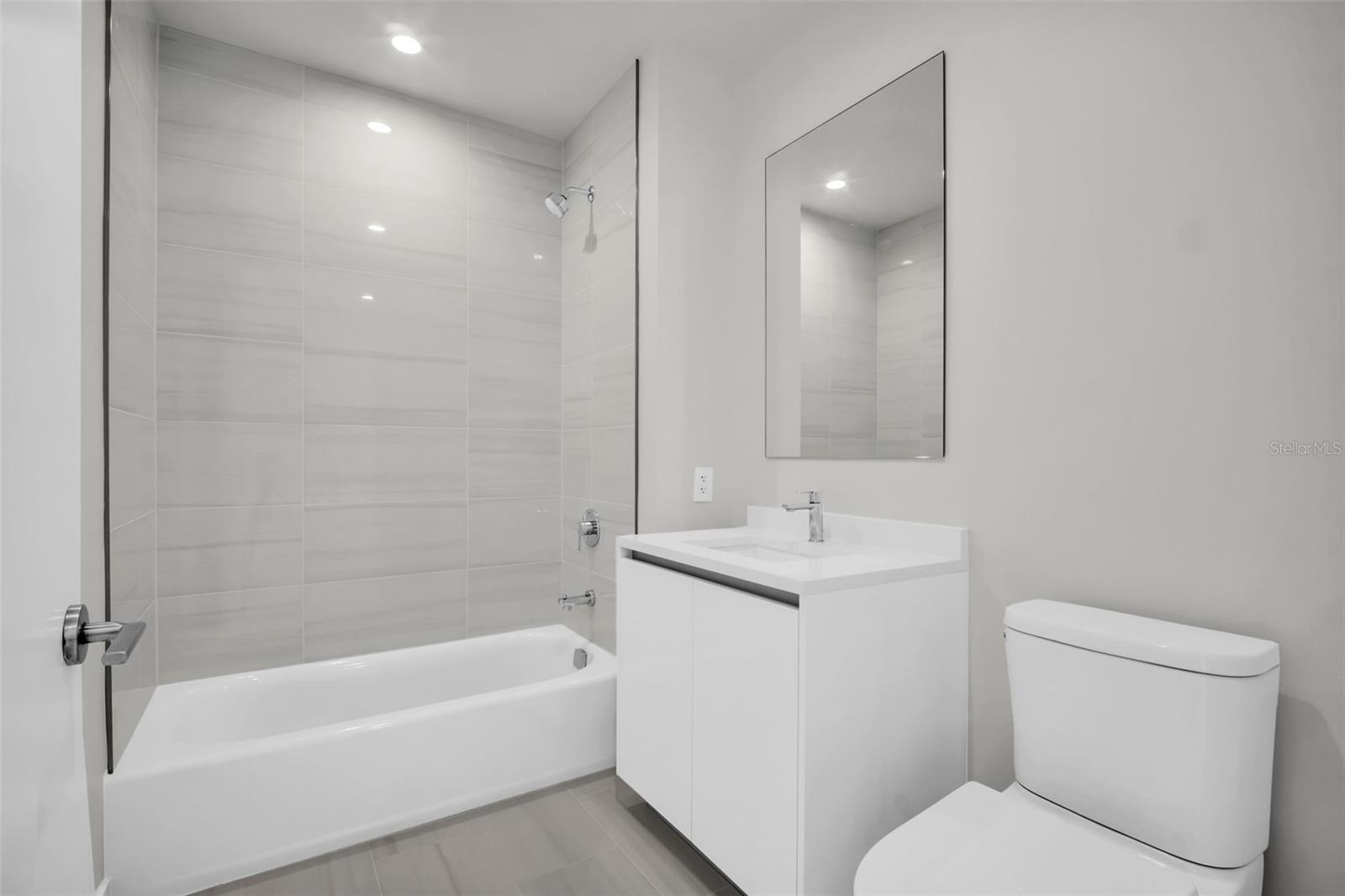 400 CENTRAL - Residential