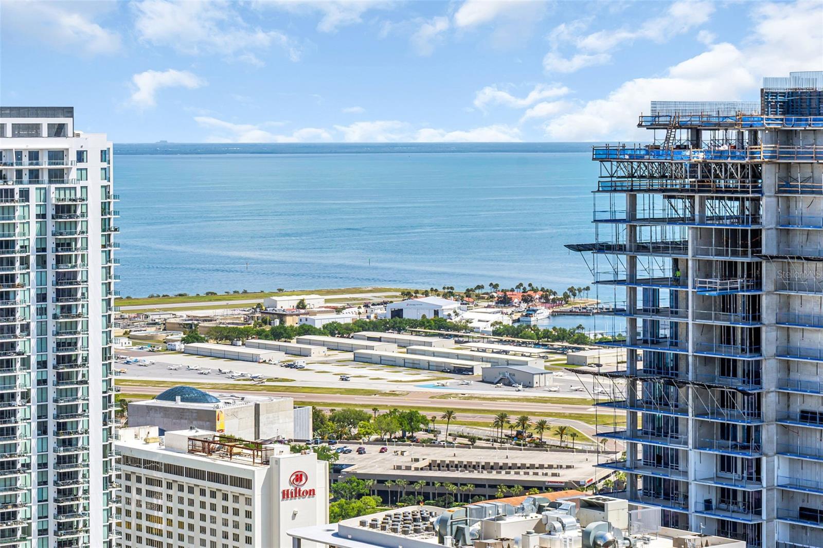 400 CENTRAL - Residential