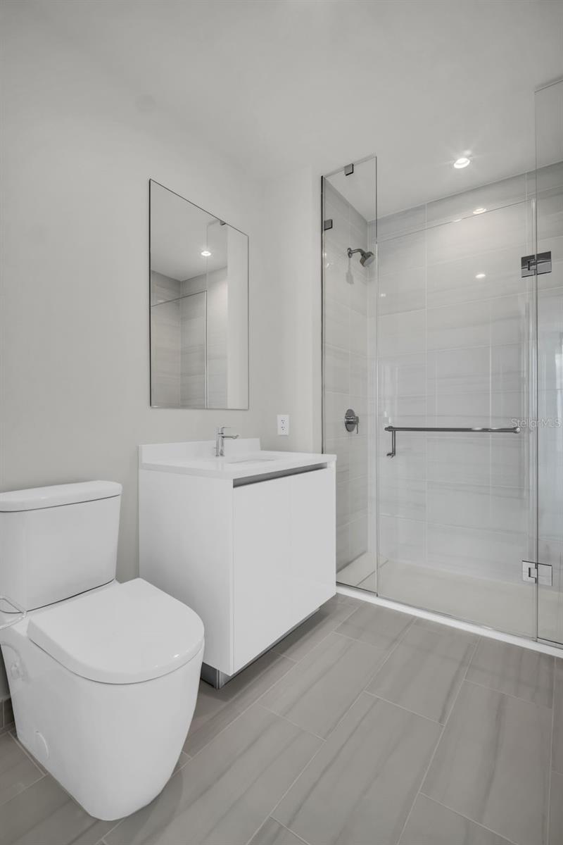 400 CENTRAL - Residential