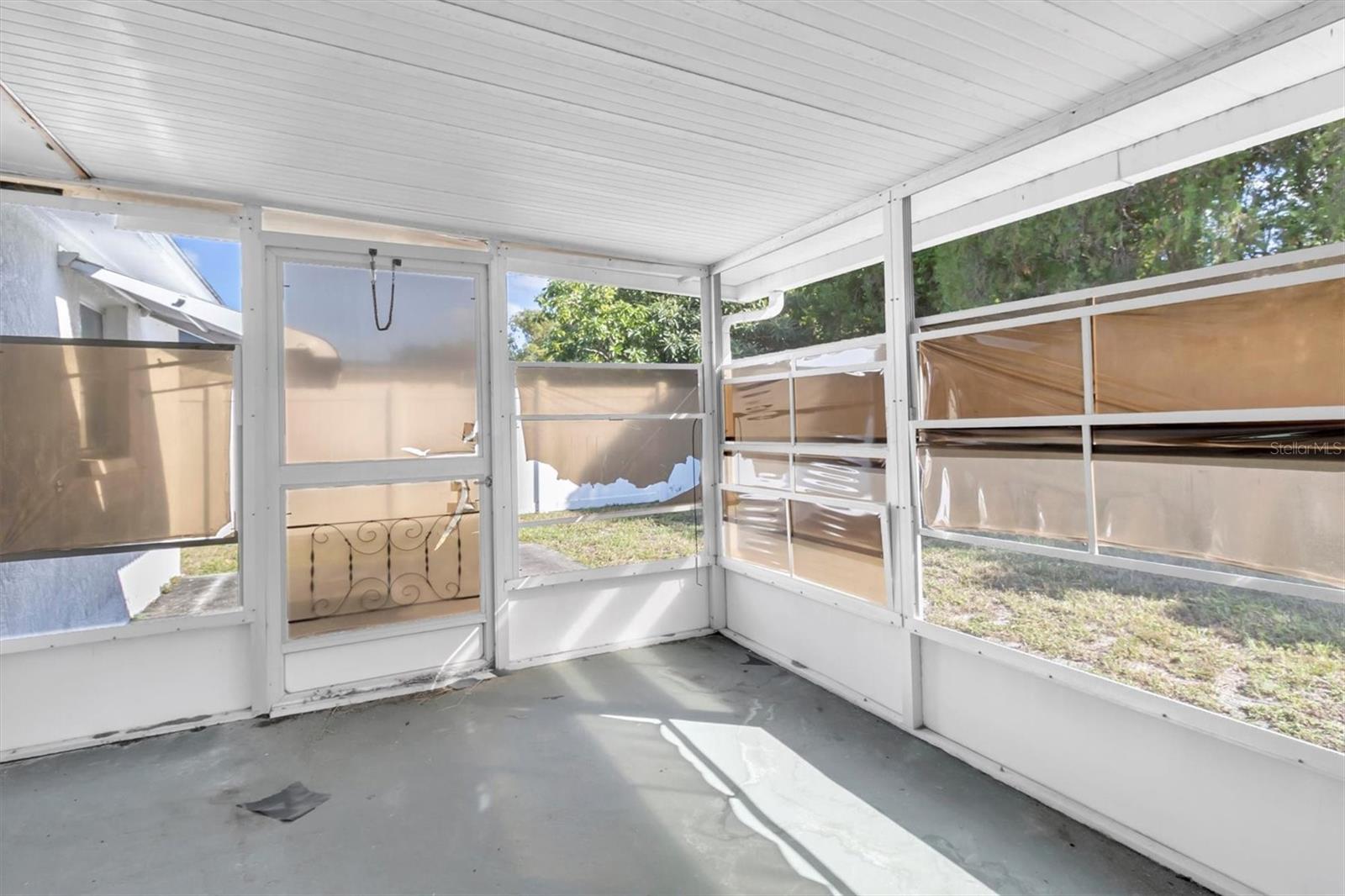 HOLIDAY LAKE ESTATES - Residential