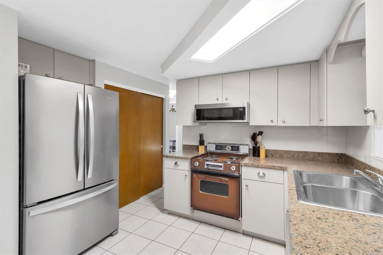 HOLIDAY LAKE ESTATES - Residential