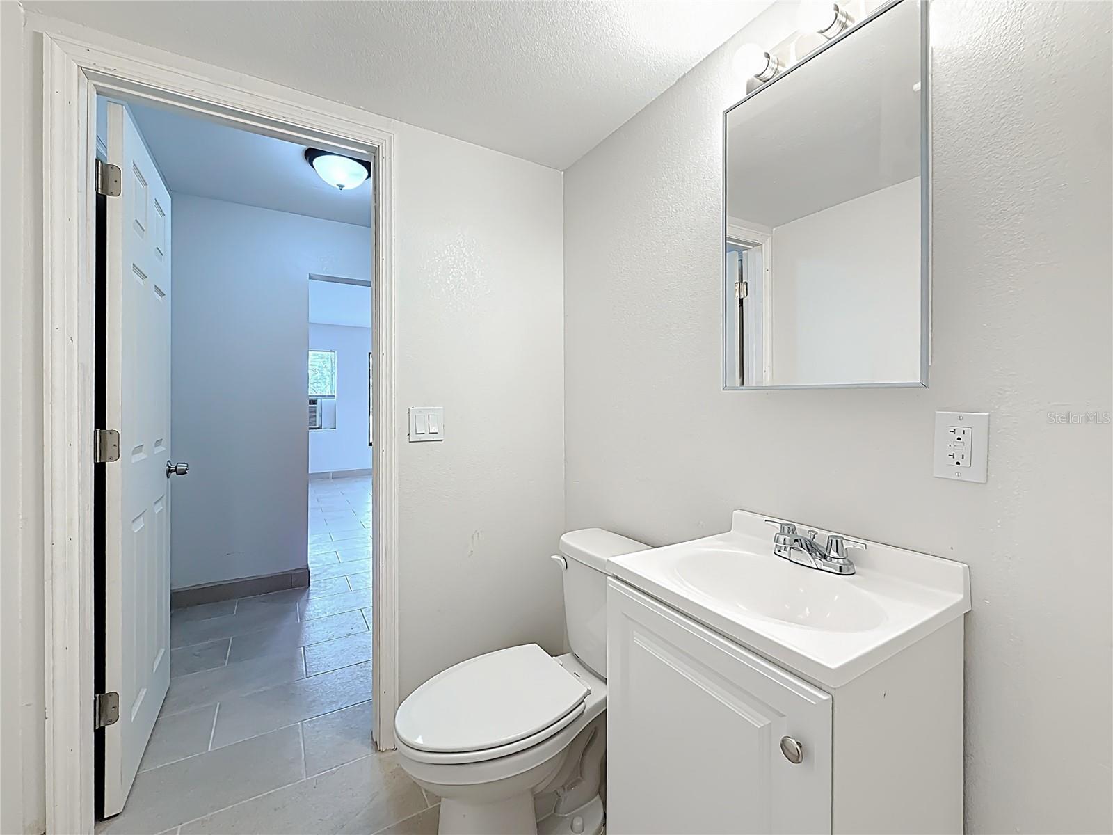 ISLAND ESTATES UNIT 1 SEC A - Residential Lease