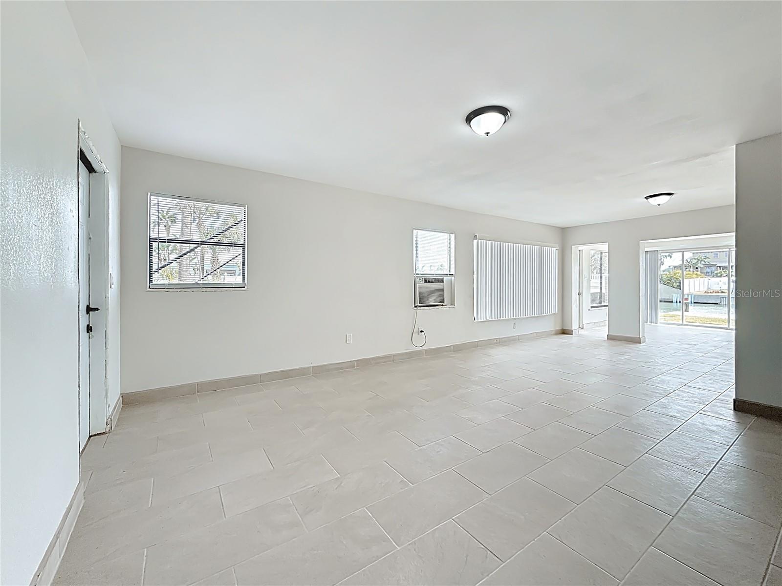 ISLAND ESTATES UNIT 1 SEC A - Residential Lease