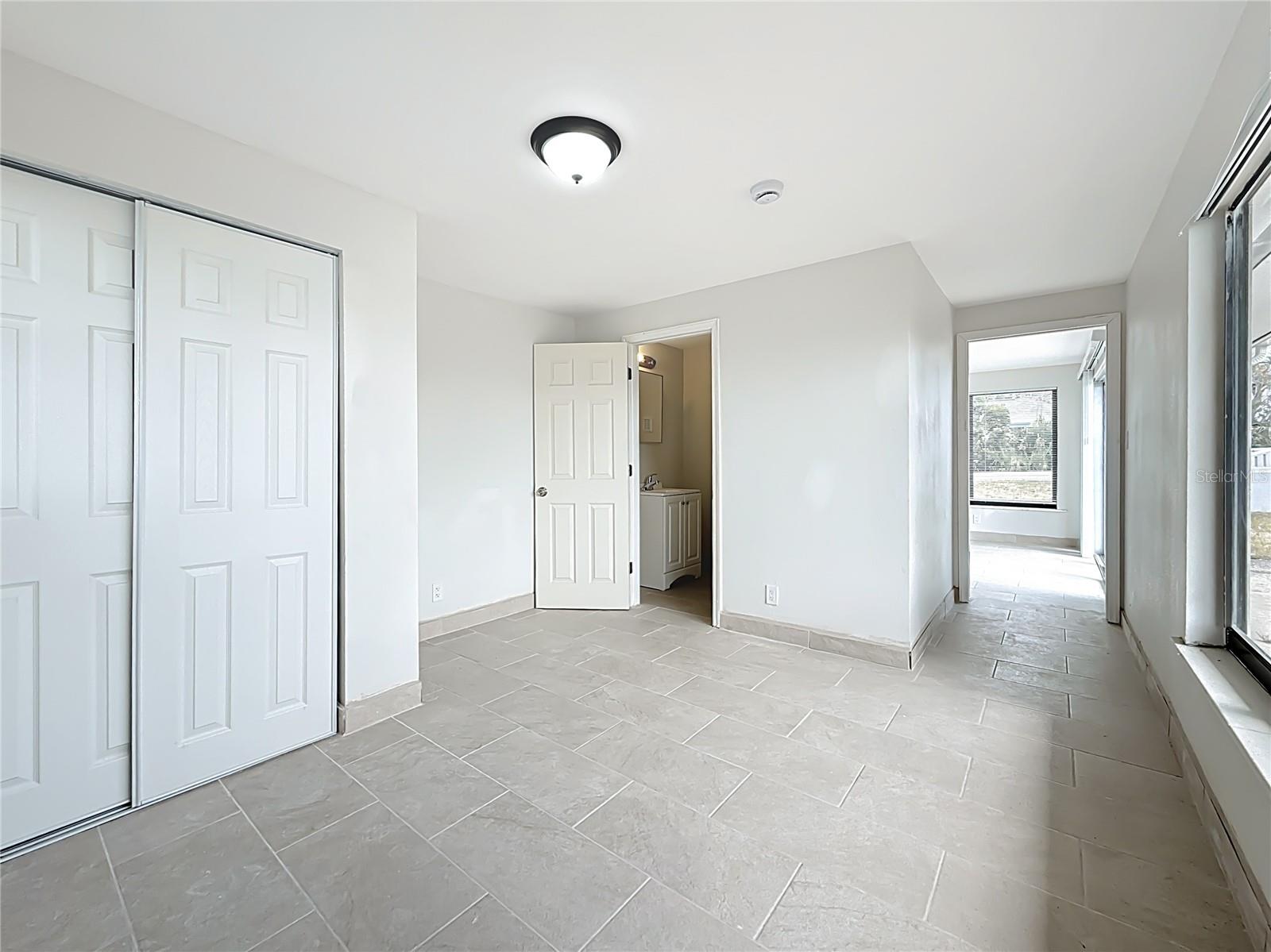 ISLAND ESTATES UNIT 1 SEC A - Residential Lease