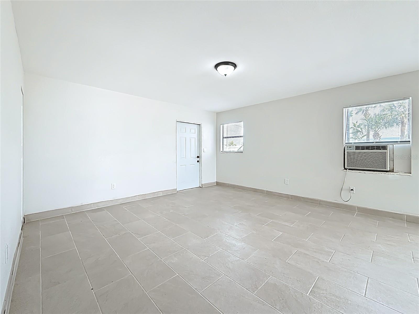 ISLAND ESTATES UNIT 1 SEC A - Residential Lease