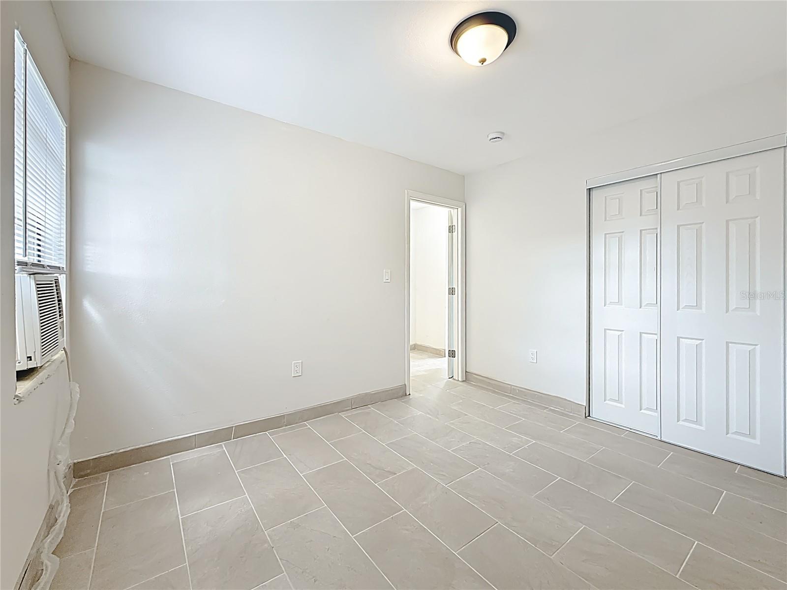 ISLAND ESTATES UNIT 1 SEC A - Residential Lease