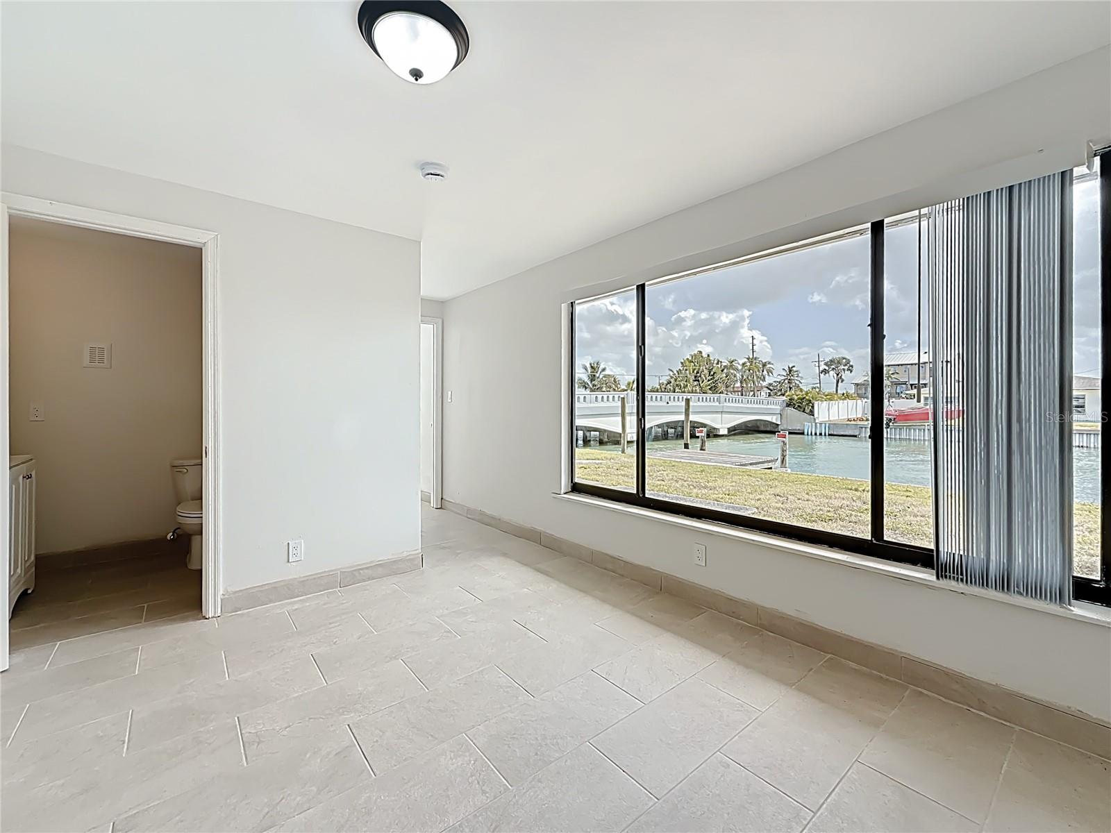 ISLAND ESTATES UNIT 1 SEC A - Residential Lease