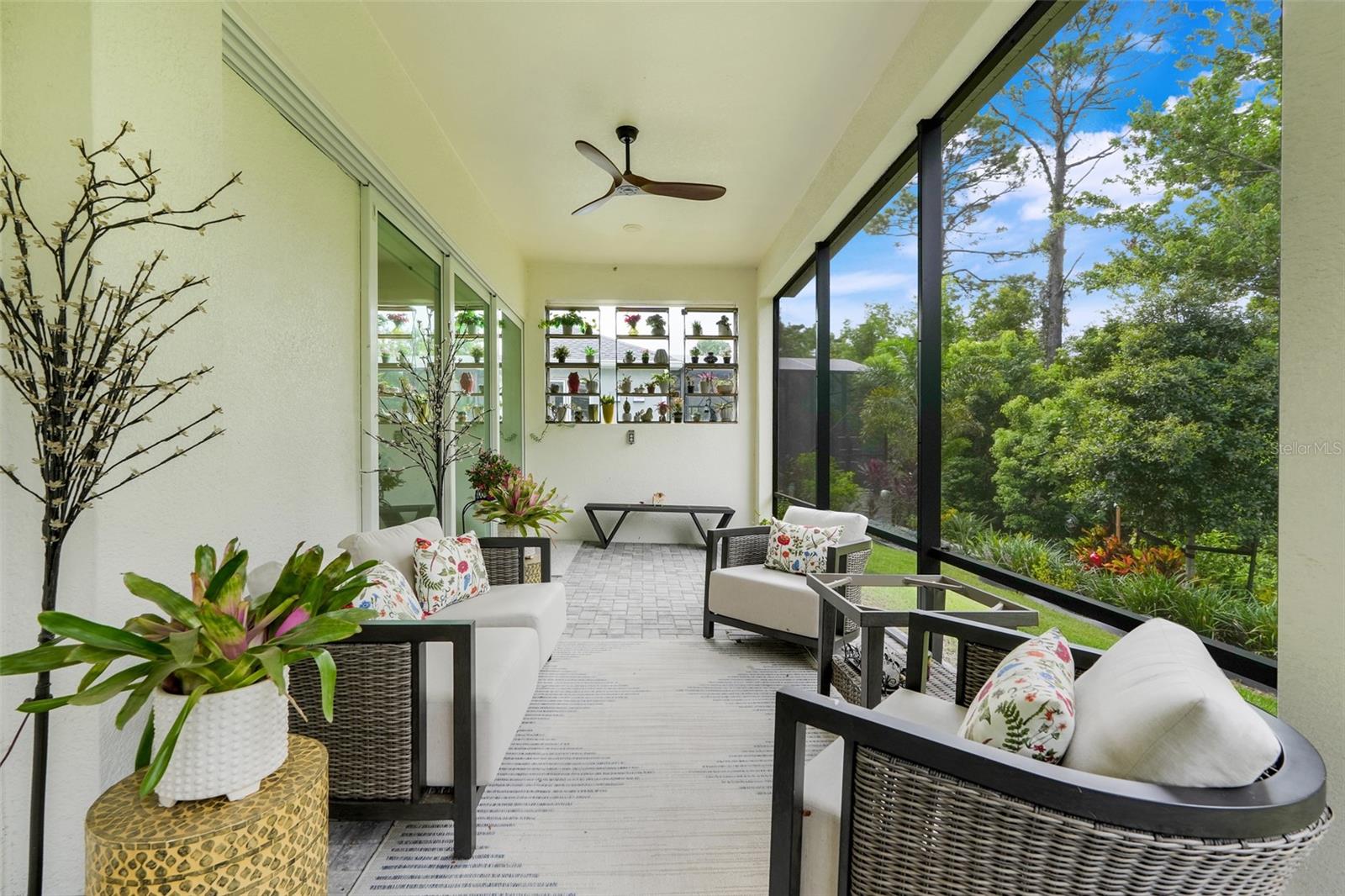 LAKES OF MOUNT DORA - Residential