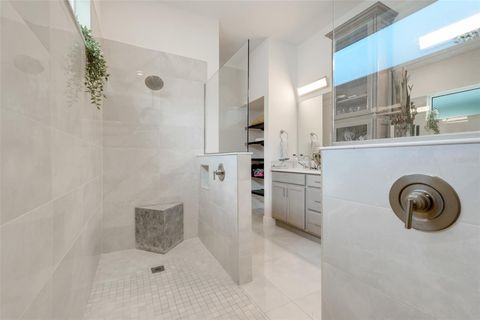 Tiny photo for 1990 Wallingford Loop, Mount Dora, FL 32757 (MLS # G5108039)