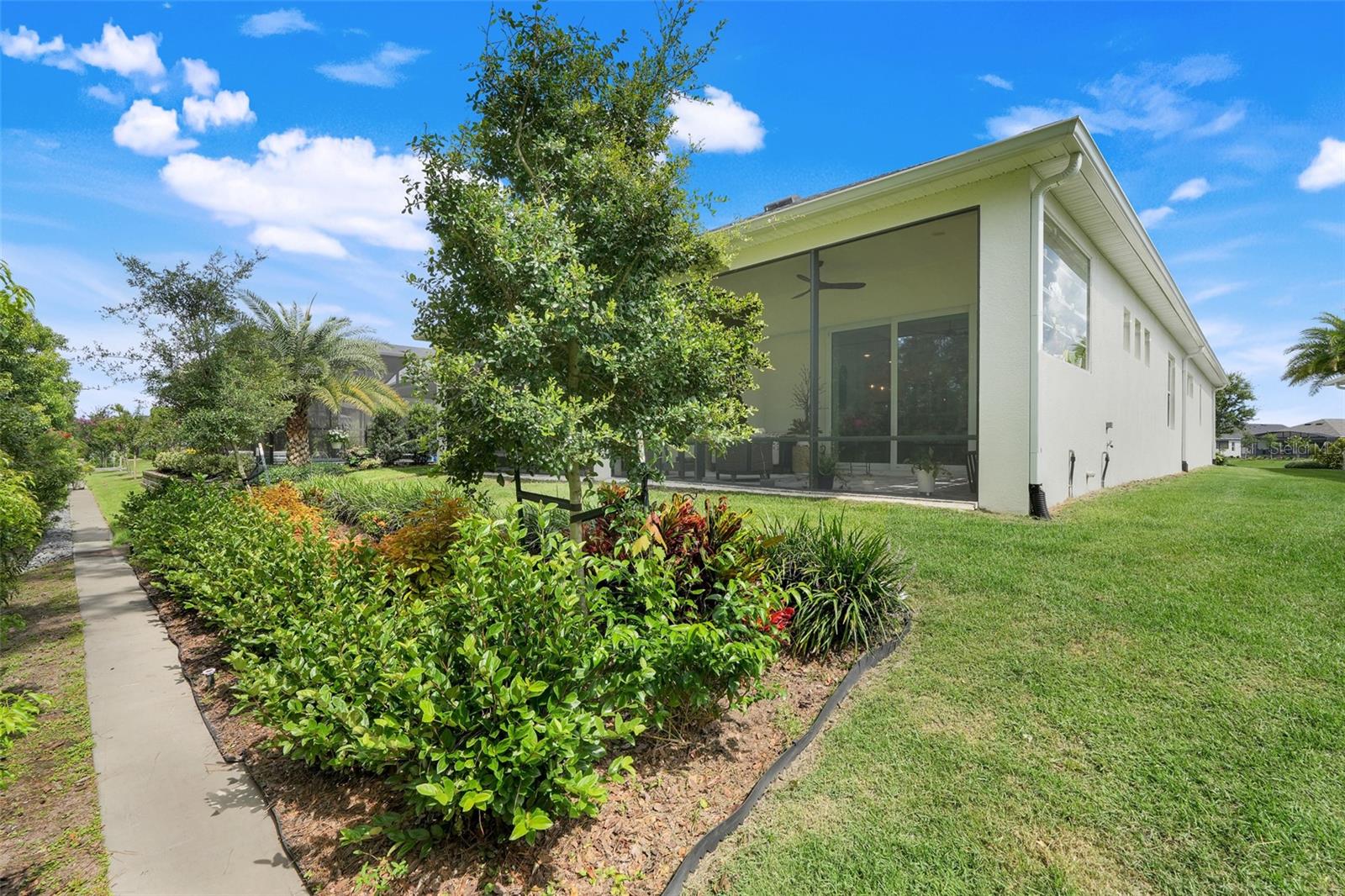 LAKES OF MOUNT DORA - Residential