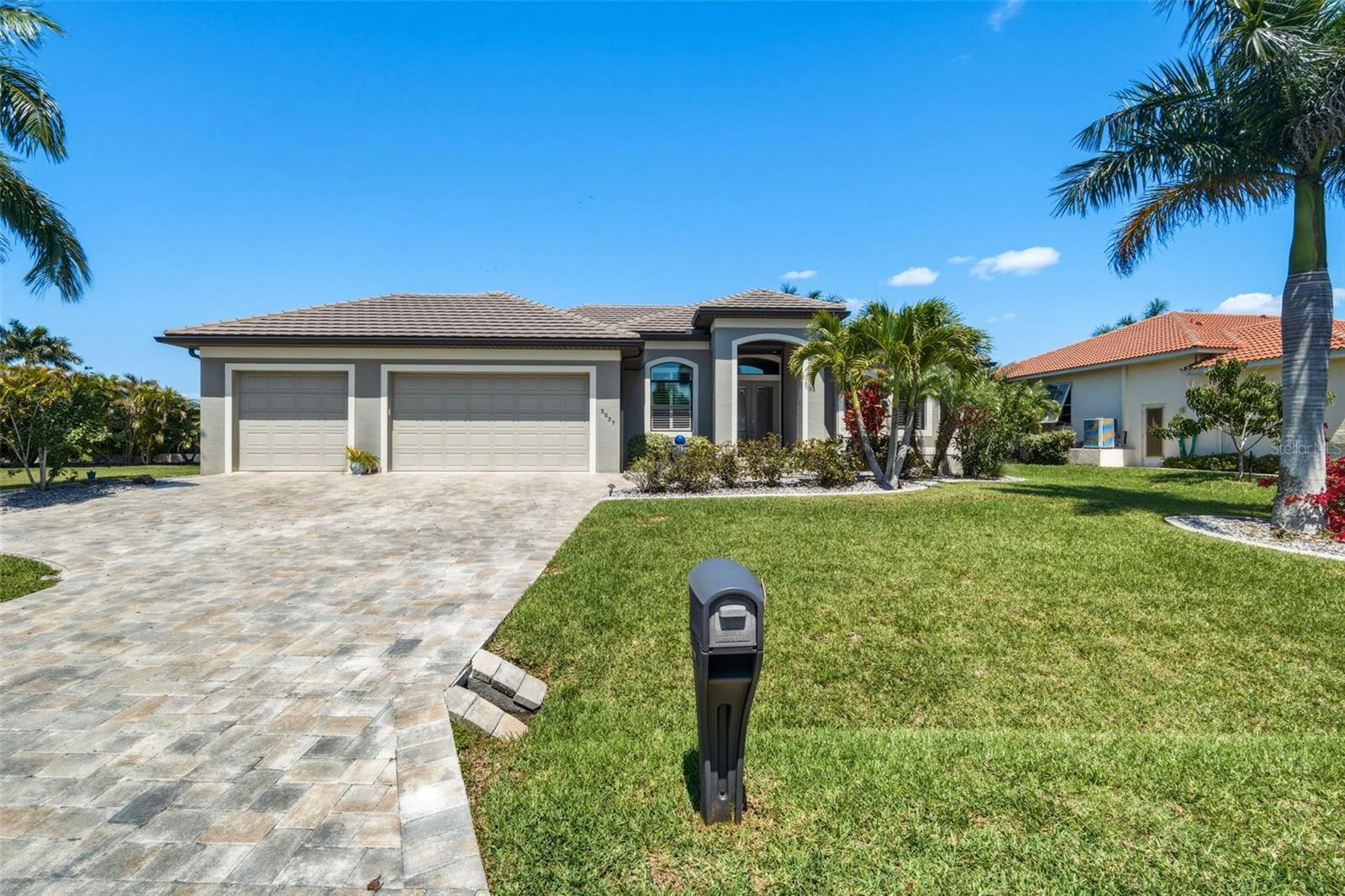 PUNTA GORDA ISLES SEC 15 - Residential