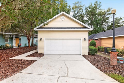 79 Nw 48th Boulevard 16, Gainesville, FL 32607