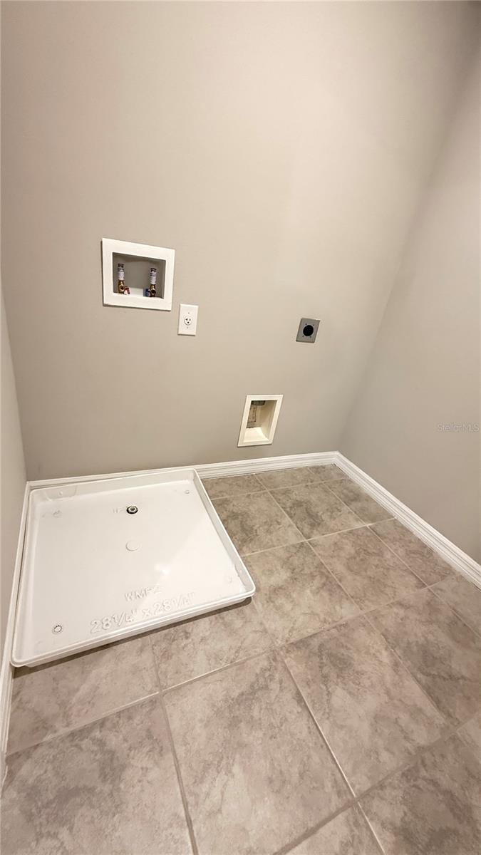 LEGACY PLACE - Residential