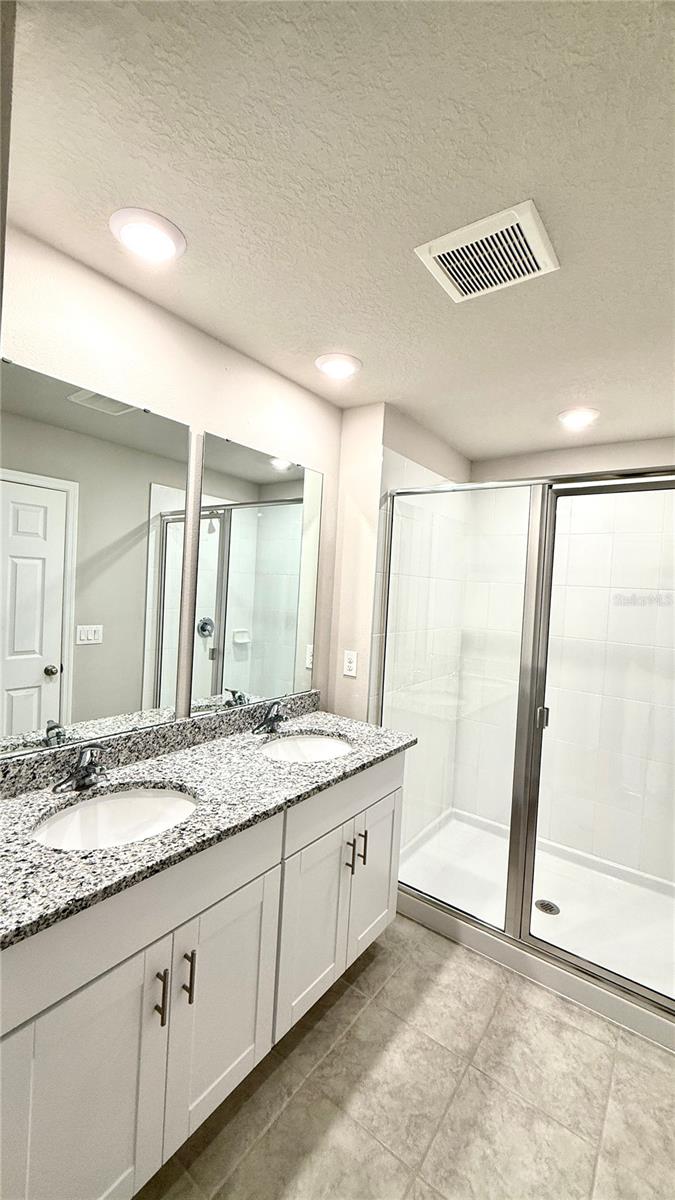 LEGACY PLACE - Residential