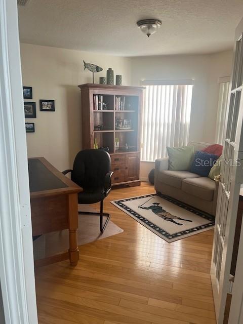 ON TOP OF THE WORLD - Residential Lease