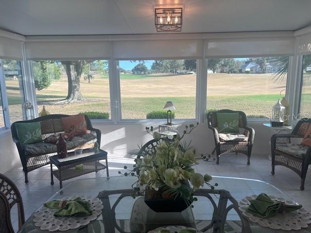 ON TOP OF THE WORLD - Residential Lease