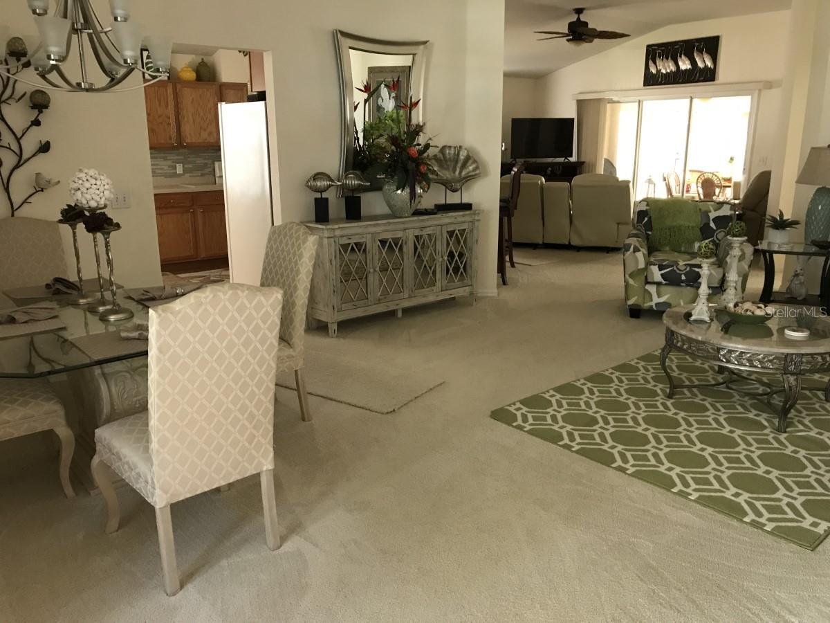 ON TOP OF THE WORLD - Residential Lease